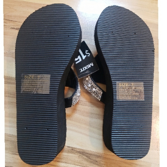 🗻Mix It Sparkle Sandles🗻 - Picture 3 of 4